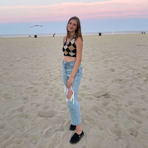 Meet your Posher, Caylyn